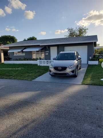 4812 NW 49th Pl, Tamarac, FL 33319