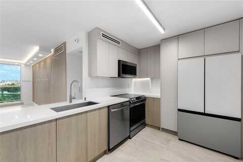 100 Bayview Dr, Sunny Isles Beach, FL 33160