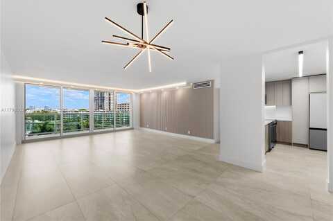100 Bayview Dr, Sunny Isles Beach, FL 33160