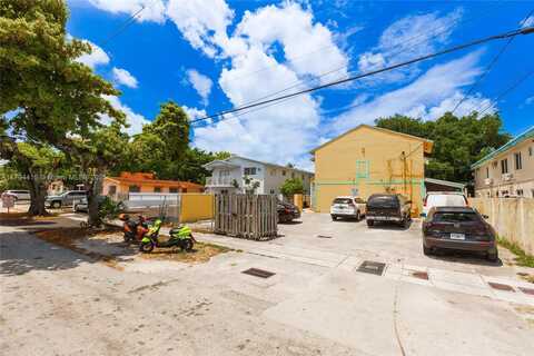 1613 NW 16th St, Miami, FL 33125