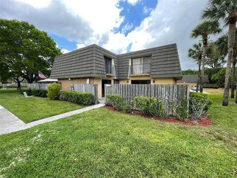 4515 45th Way, West Palm Beach, FL 33407
