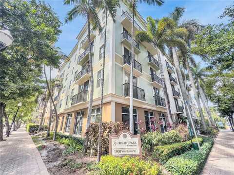 1900 Van Buren St, Hollywood, FL 33020