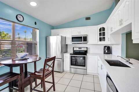 8372 Blue Cypress Dr, Lake Worth, FL 33467