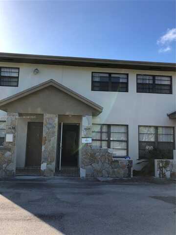1624 NE 151st St, Miami, FL 33162