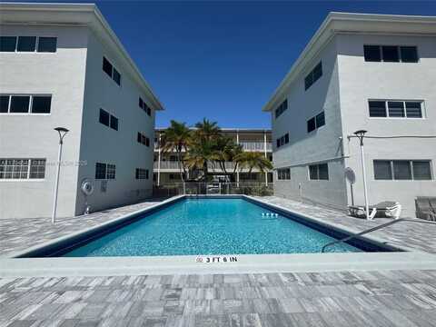 462 Golden Isles Dr, Hallandale Beach, FL 33009