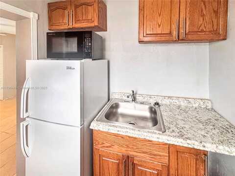 4440 NW 168th Ter, Miami Gardens, FL 33055