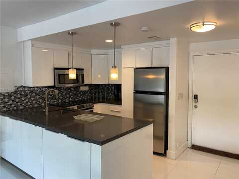 1540 Meridian Ave, Miami Beach, FL 33139