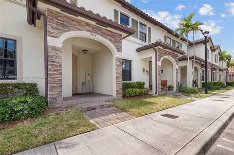 9314 W 33rd Ln, Hialeah, FL 33018