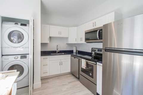 427 NW 34th St, Miami, FL 33127
