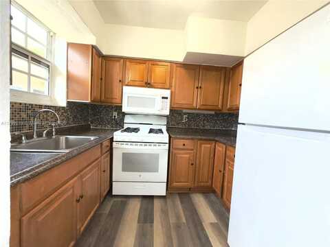 1241 Normandy Dr, Miami Beach, FL 33141