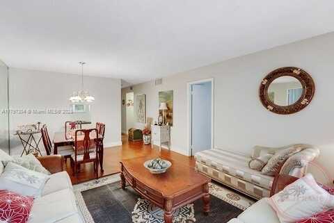 7703 Camino Real, Miami, FL 33143