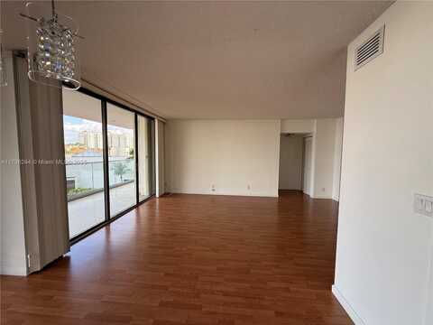 19707 Turnberry Way, Aventura, FL 33180