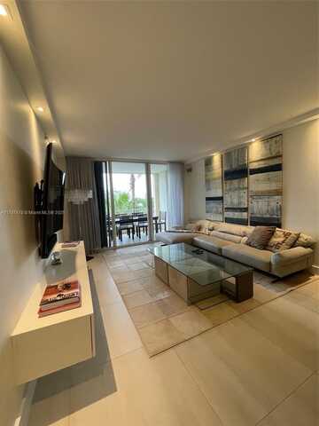 701 Crandon Blvd, Key Biscayne, FL 33149