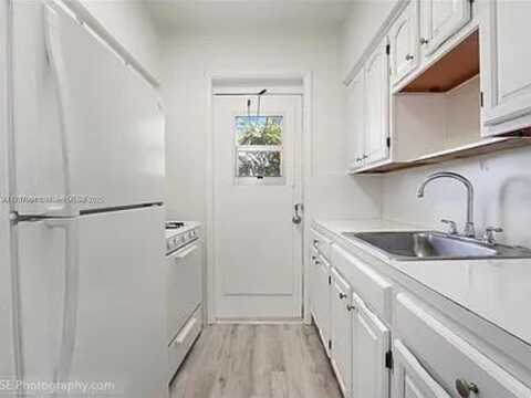 427 Santander Ave, Coral Gables, FL 33134