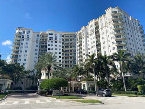 19900 E Country Club Dr, Aventura, FL 33180