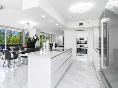 19195 NE 36th Ct, Aventura, FL 33180