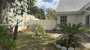 2731 Cypress Ave, Miramar, FL 33025