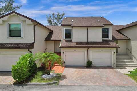 9570 SW 3rd Ct, Pembroke Pines, FL 33025