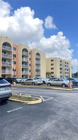 6990 NW 186th St, Hialeah, FL 33015