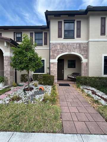 10963 W 32nd Ln, Hialeah, FL 33018