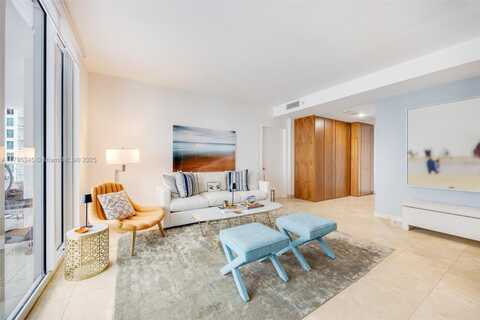 801 Brickell Key Blvd, Miami, FL 33131