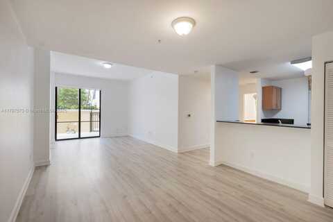 8395 SW 73rd Ave, Miami, FL 33143