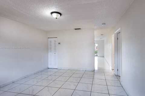 11501 NW 2nd St, Sweetwater, FL 33172