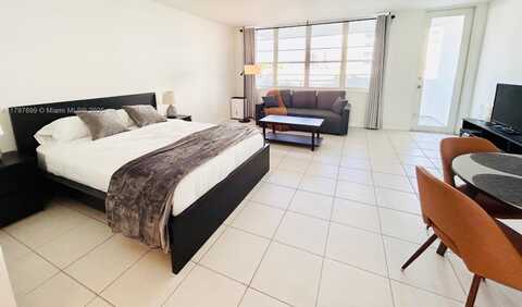 100 Lincoln Rd, Miami Beach, FL 33139