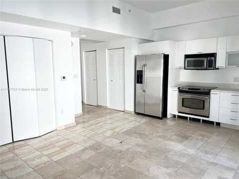 133 NE 2 AV, Miami, FL 33132