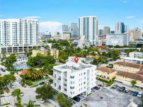 498 SW 2nd St, Miami, FL 33130