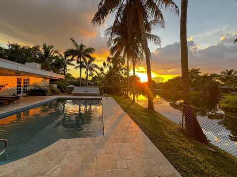 11025 SW 70th Ave, Pinecrest, FL 33156