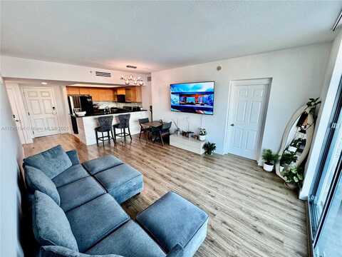 140 S Dixie Hwy, Hollywood, FL 33020