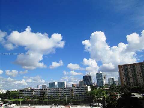 100 Bayview Dr, Sunny Isles Beach, FL 33160
