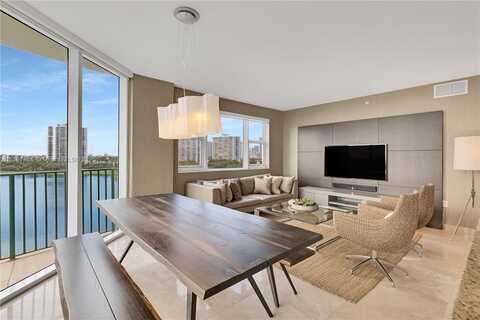 20000 E Country Club Dr, Aventura, FL 33180