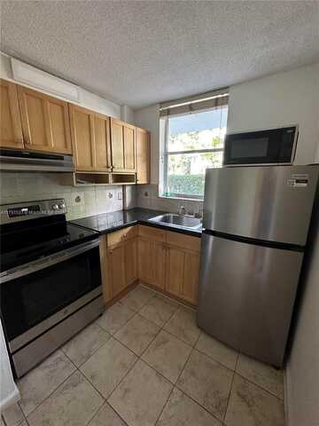 1801 S Treasure Dr, North Bay Village, FL 33141