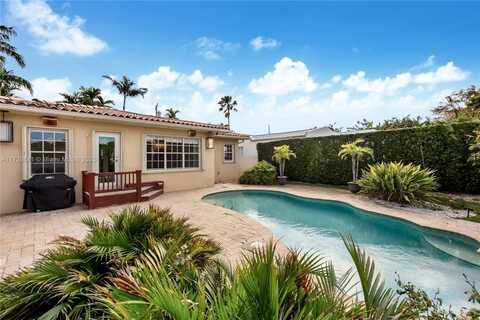 8934 Emerson Ave, Surfside, FL 33154