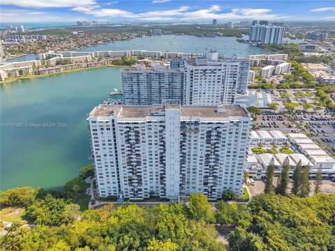 2780 NE 183rd St, Aventura, FL 33160
