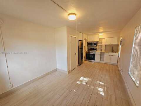 26 SE 13th Ter, Dania Beach, FL 33004