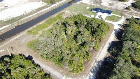 7502 JOAN AVE N, Lehigh Acres, FL 33971
