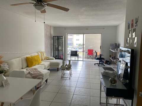 4045 NW 16TH ST, Lauderhill, FL 33313