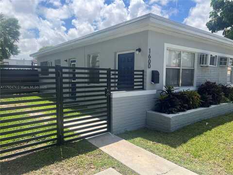 1600 NW 42nd St, Miami, FL 33142