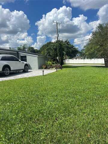 5001 SW 90th Ter, Cooper City, FL 33328