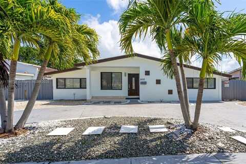 2510 NE 215th St, Miami, FL 33180