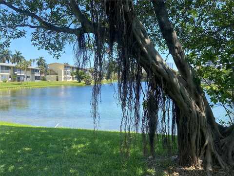 20111 NE 27th Ct, Aventura, FL 33180