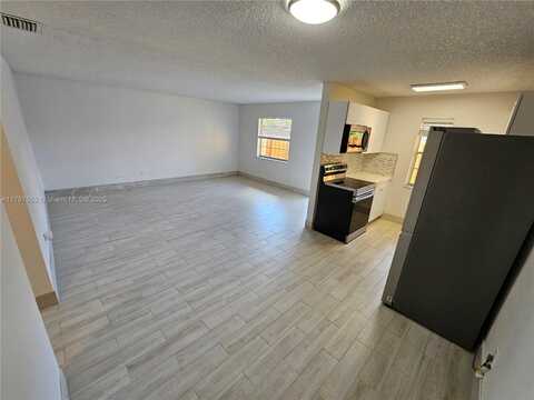 4621 SW 33rd Ave, Dania Beach, FL 33312