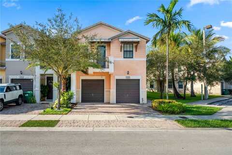 5840 NW 104th Ct, Doral, FL 33178