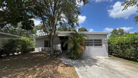 317 NE 87th St, El Portal, FL 33138