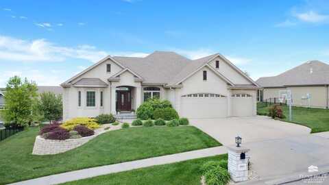3604 Eastridge Circle, Manhattan, KS 66503