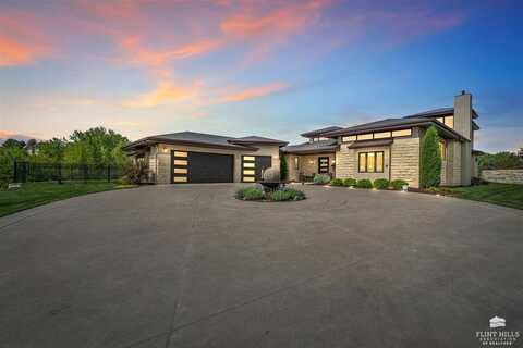 2631 Heartland Drive, Manhattan, KS 66503
