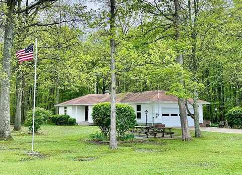 902 St Rt 89, Polk, OH 44866